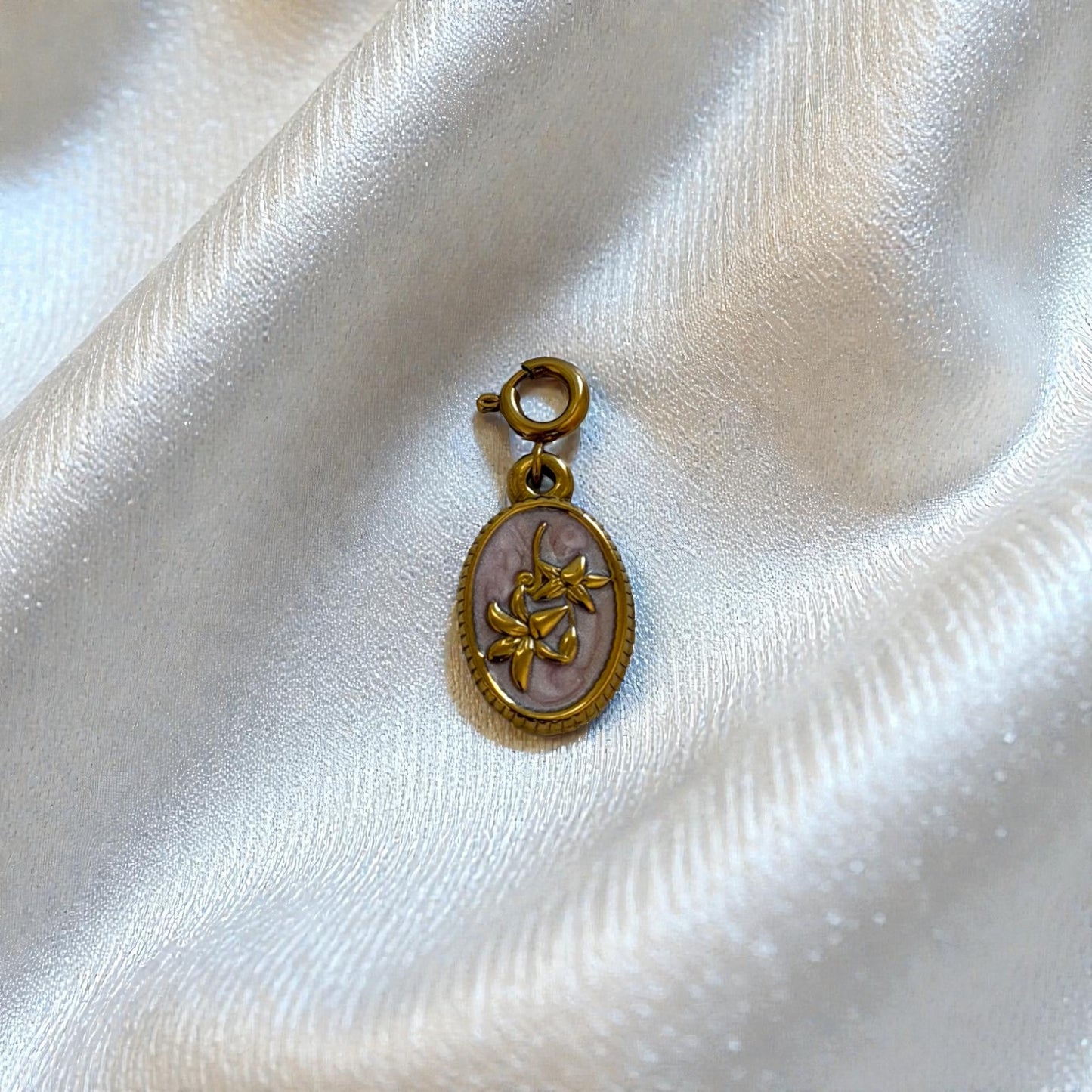 Royal Charm